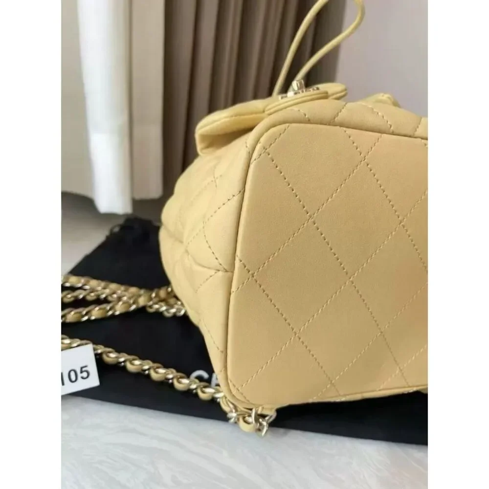 CHANEL brand color